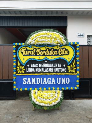 Papan Bunga Duka di Batupoaro